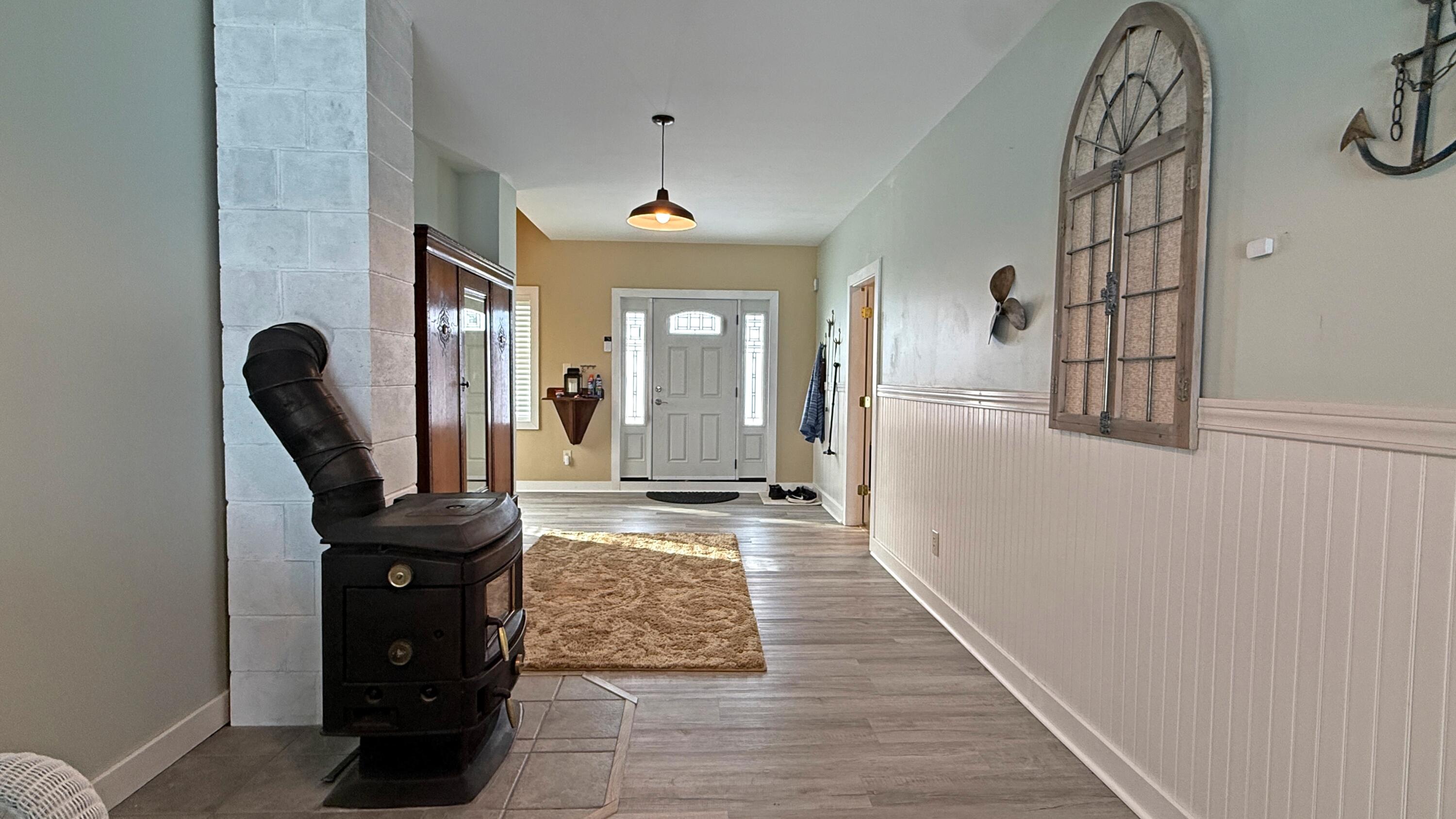 35 Diamond Point Road Lubec, ME 04652 - Photo 6 of 48 Entry