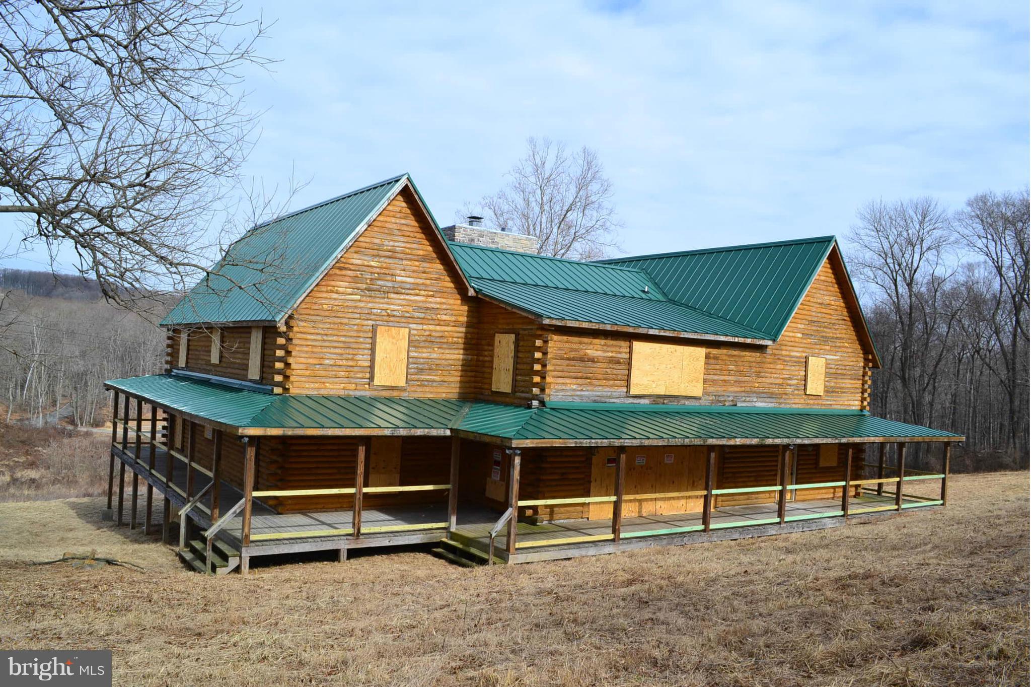 Exterior (Front)