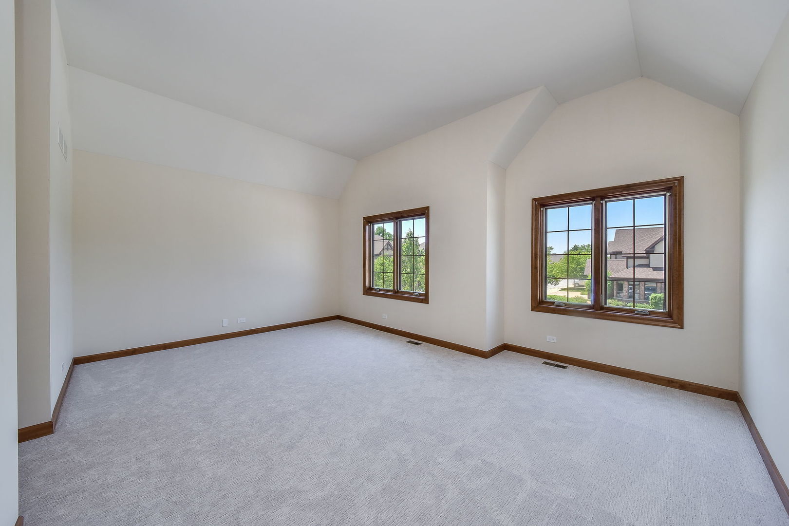 2003 Mackenzie Place Wheaton, IL 60187 - Photo 14 of 25 an empty room with windows
