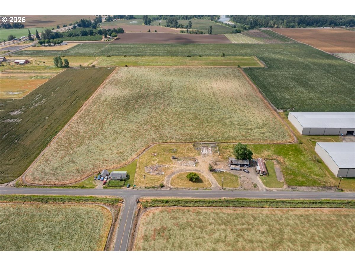 1096 Talbot Road South Jefferson, OR 97352 - Photo 3 of 36