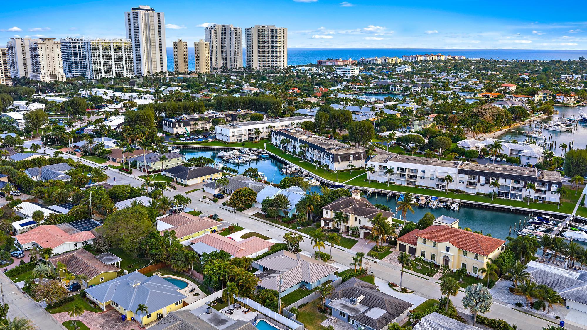 1120 Singer Drive Riviera Beach, FL 33404 - Photo 36 of 37 Aerial View