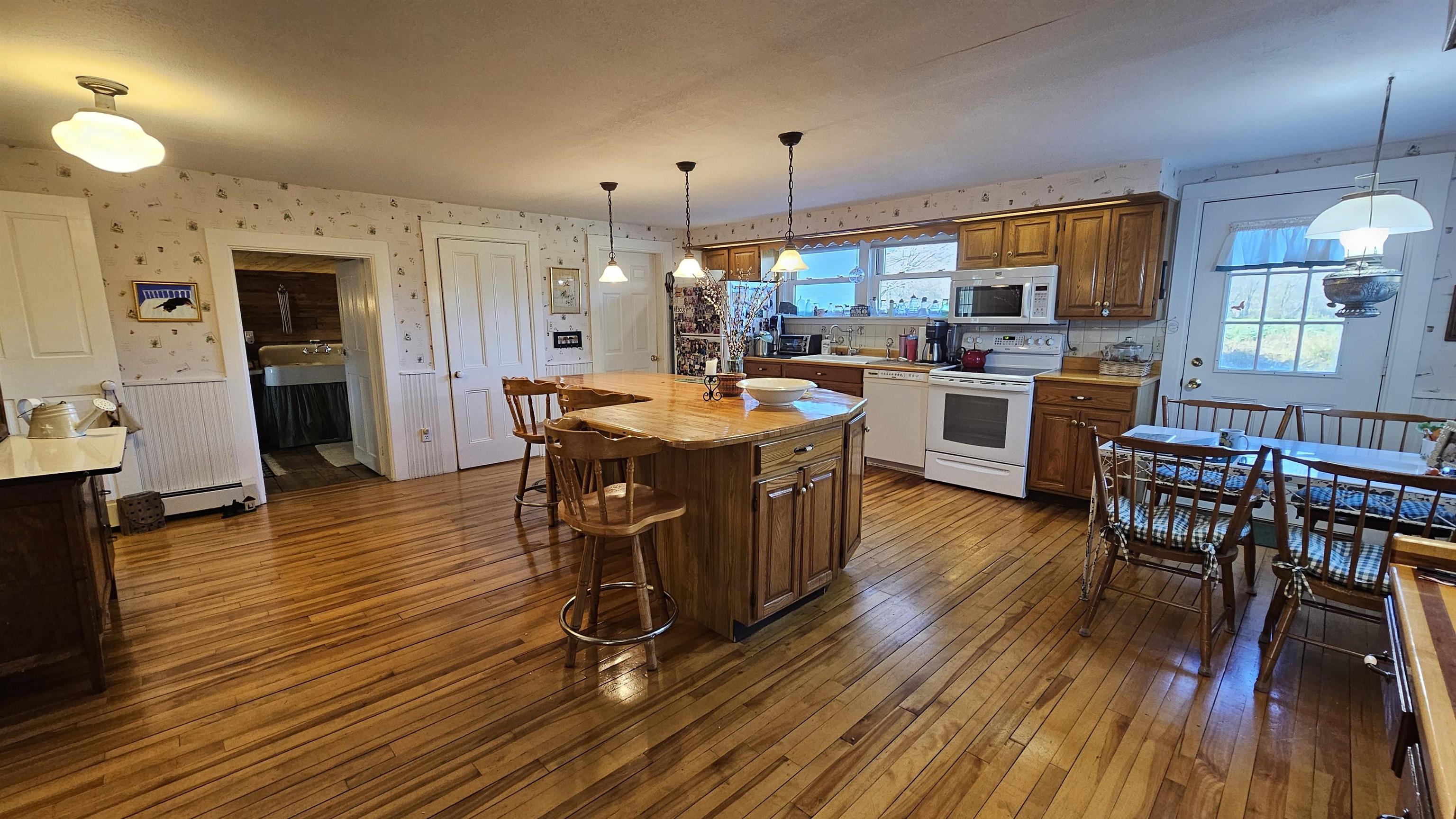 3763 Highway 109 Cambridge, VT 05492 - Photo 29 of 60