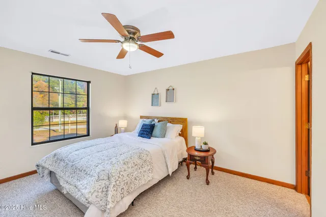 $1,600 | 202 Country Club Villa Drive, Unit 2, Shallotte, NC 28470