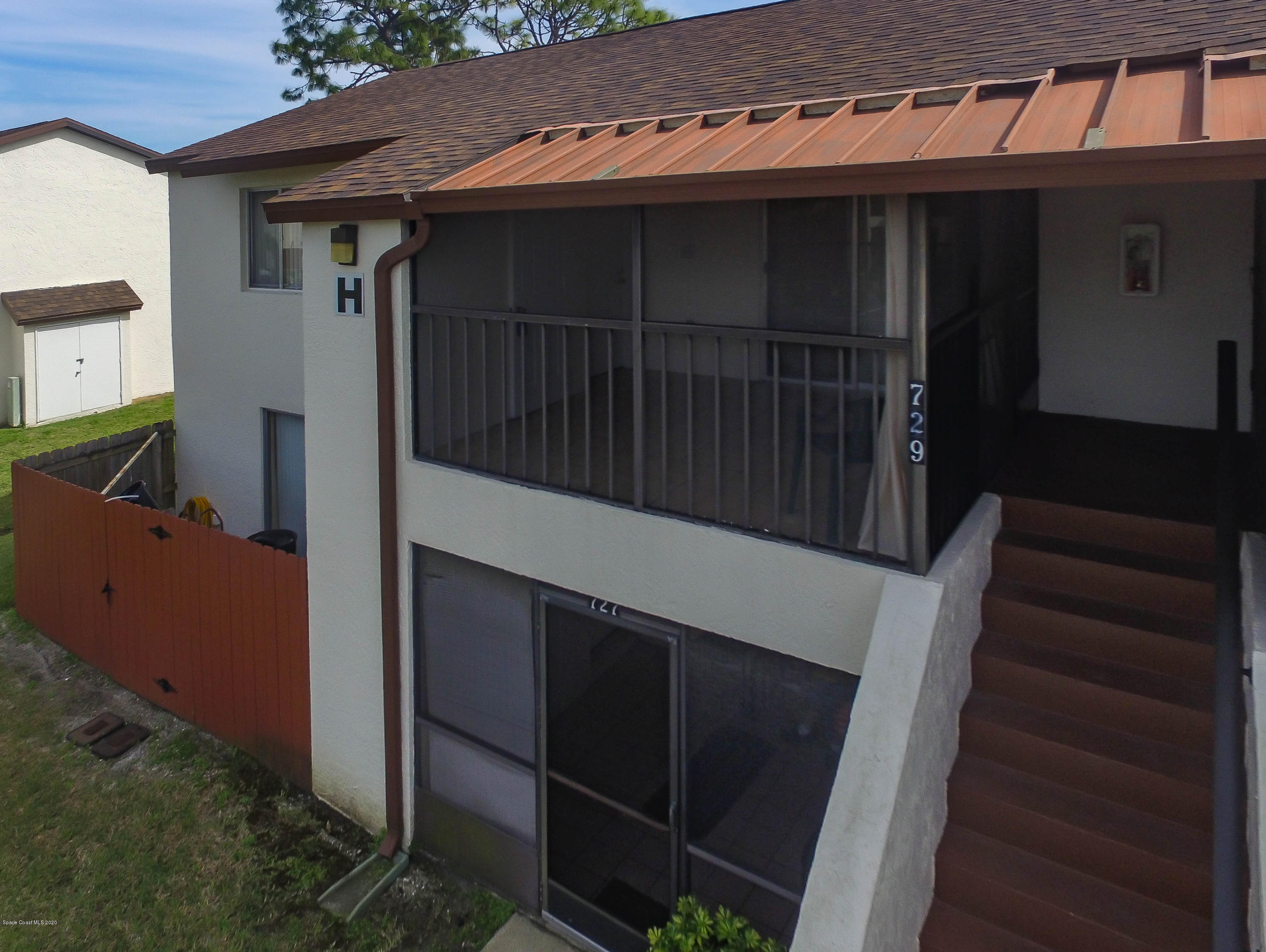 610 North Wickham Road, Unit 74 Melbourne, FL 32935 - Photo 4 of 46 a view of entryway