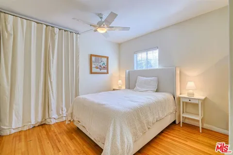 $5,900 | 4722 Ventura Canyon Avenue, Sherman Oaks, CA 91423