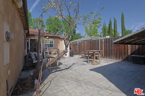 $5,900 | 4722 Ventura Canyon Avenue, Sherman Oaks, CA 91423