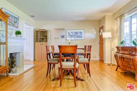 $5,900 | 4722 Ventura Canyon Avenue, Sherman Oaks, CA 91423