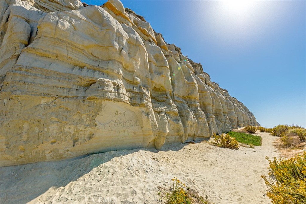 137 West Avenida Cornelio San Clemente, CA 92672 - Photo 38 of 48 a view of a wooden floor