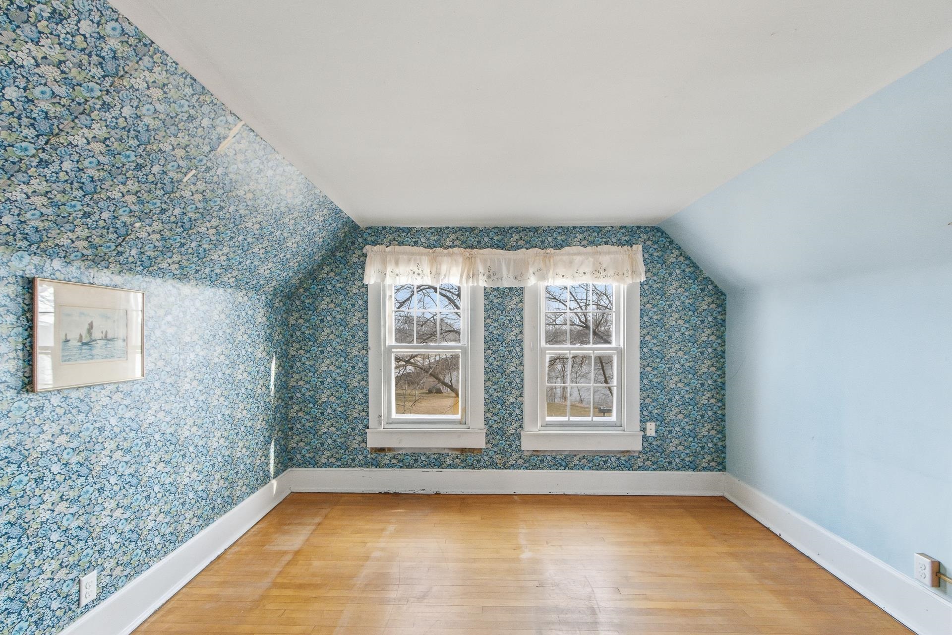 809 West Edgewater Street Portage, WI 53901 - Photo 24 of 36