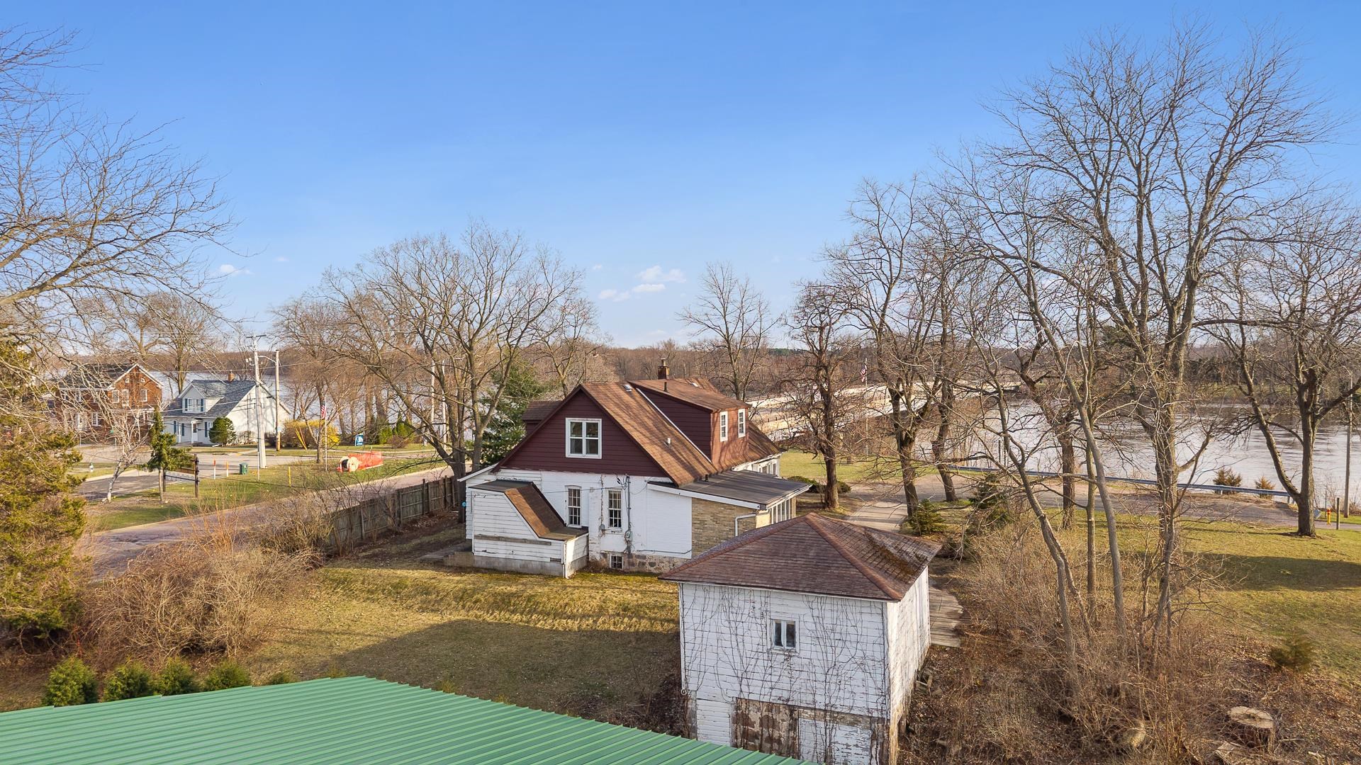 809 West Edgewater Street Portage, WI 53901 - Photo 36 of 36