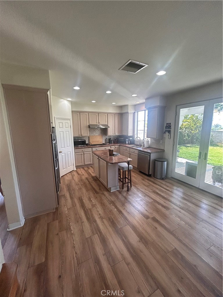 3475 High Point Place Simi Valley, CA 93065 - Photo 11 of 27