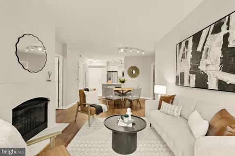 $625,000 | 1021 North Garfield Street, Unit 532, Arlington, VA 22201