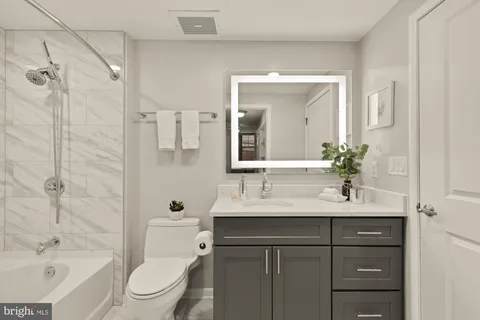 $625,000 | 1021 North Garfield Street, Unit 532, Arlington, VA 22201