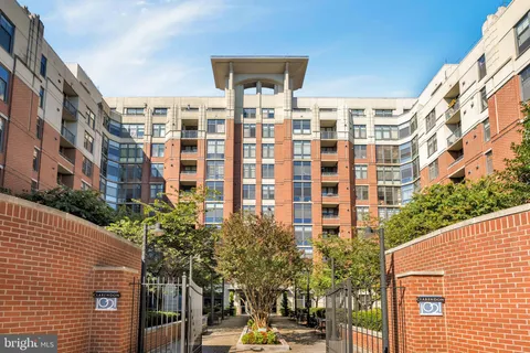 $625,000 | 1021 North Garfield Street, Unit 532, Arlington, VA 22201