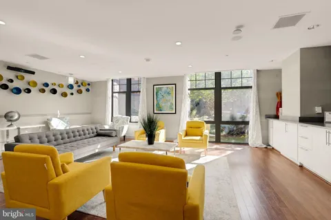 $625,000 | 1021 North Garfield Street, Unit 532, Arlington, VA 22201