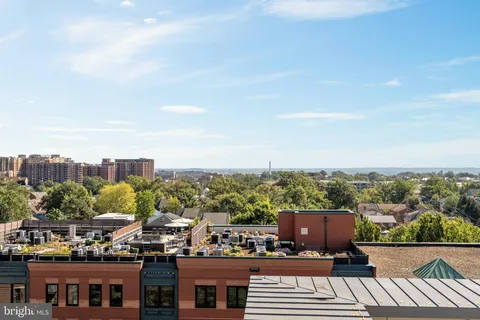 $625,000 | 1021 North Garfield Street, Unit 532, Arlington, VA 22201