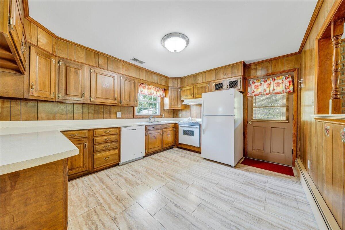 935 Bonbrook Mill Road Rocky Mount, VA 24151 - Photo 6 of 54 06-MIB08191