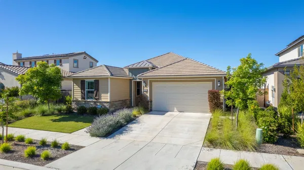 $630,000 | 999 Little Cyn Drive, Madera, CA 93636