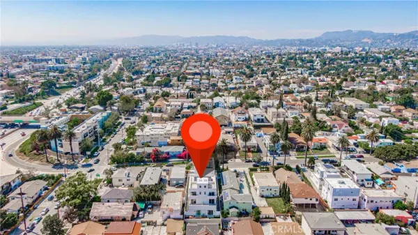 $6,350 | 614 North Rampart Boulevard, Unit 1/2, Silver Lake, CA 90026