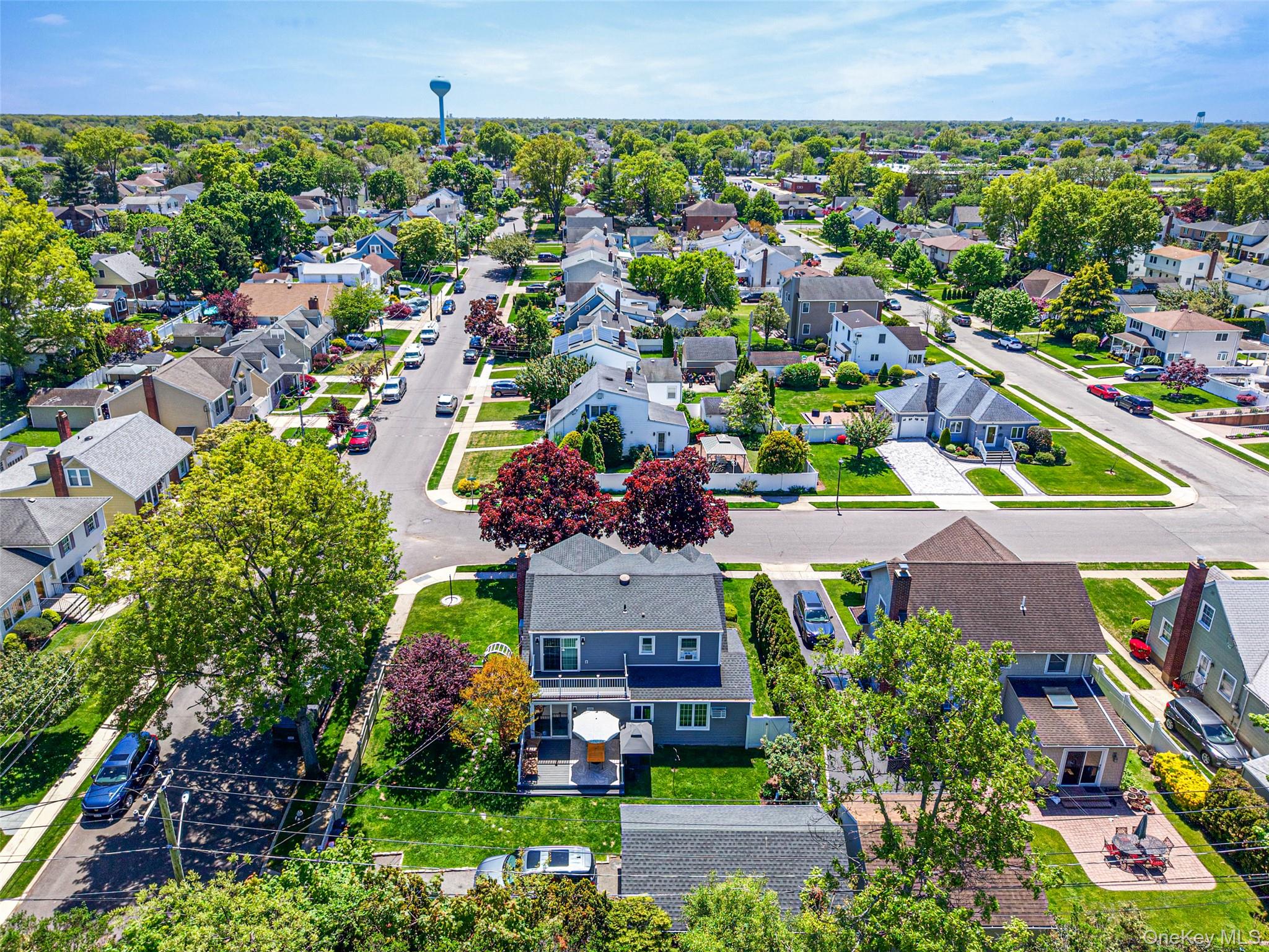 389 Yale Road Franklin Square, NY 11010 - Photo 37 of 43 an aerial view of multiple house