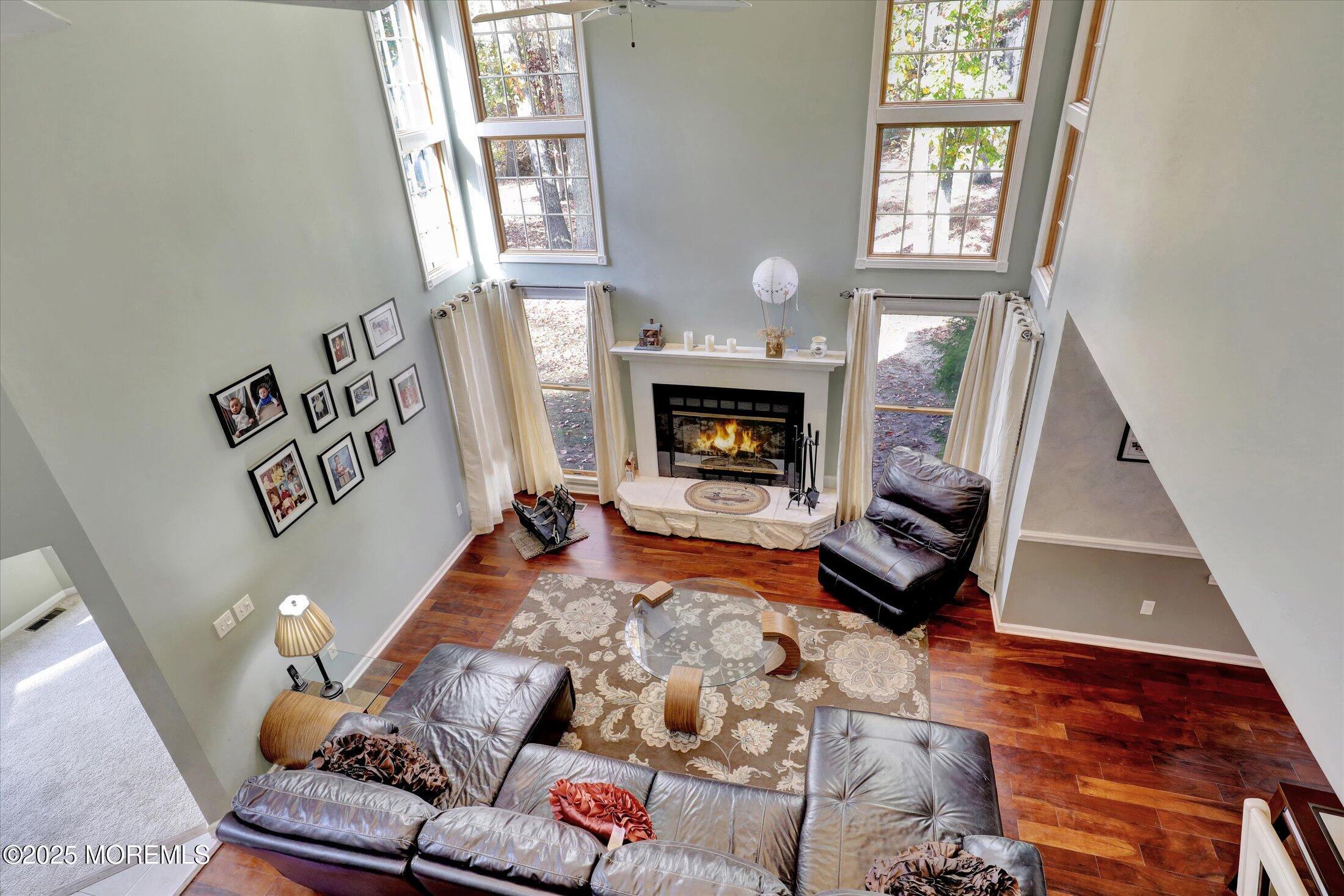 9 Rutherford Court Jackson, NJ 08527 - Photo 21 of 47 21-Living Room View