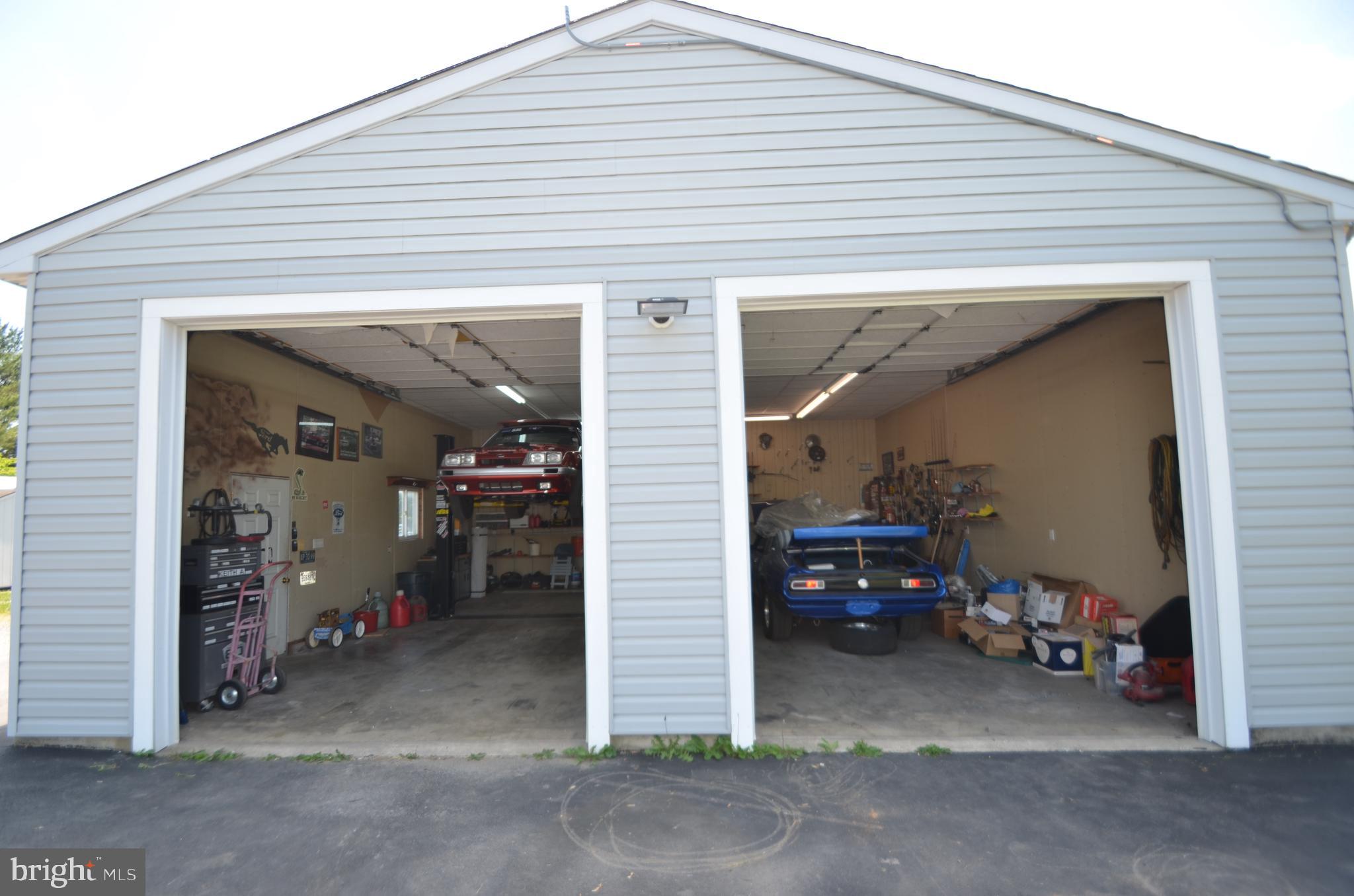 1251 Streaker Road Sykesville, MD 21784 - Photo 24 of 90 30X30 Mechanics Garage w/ 8K LB Lift