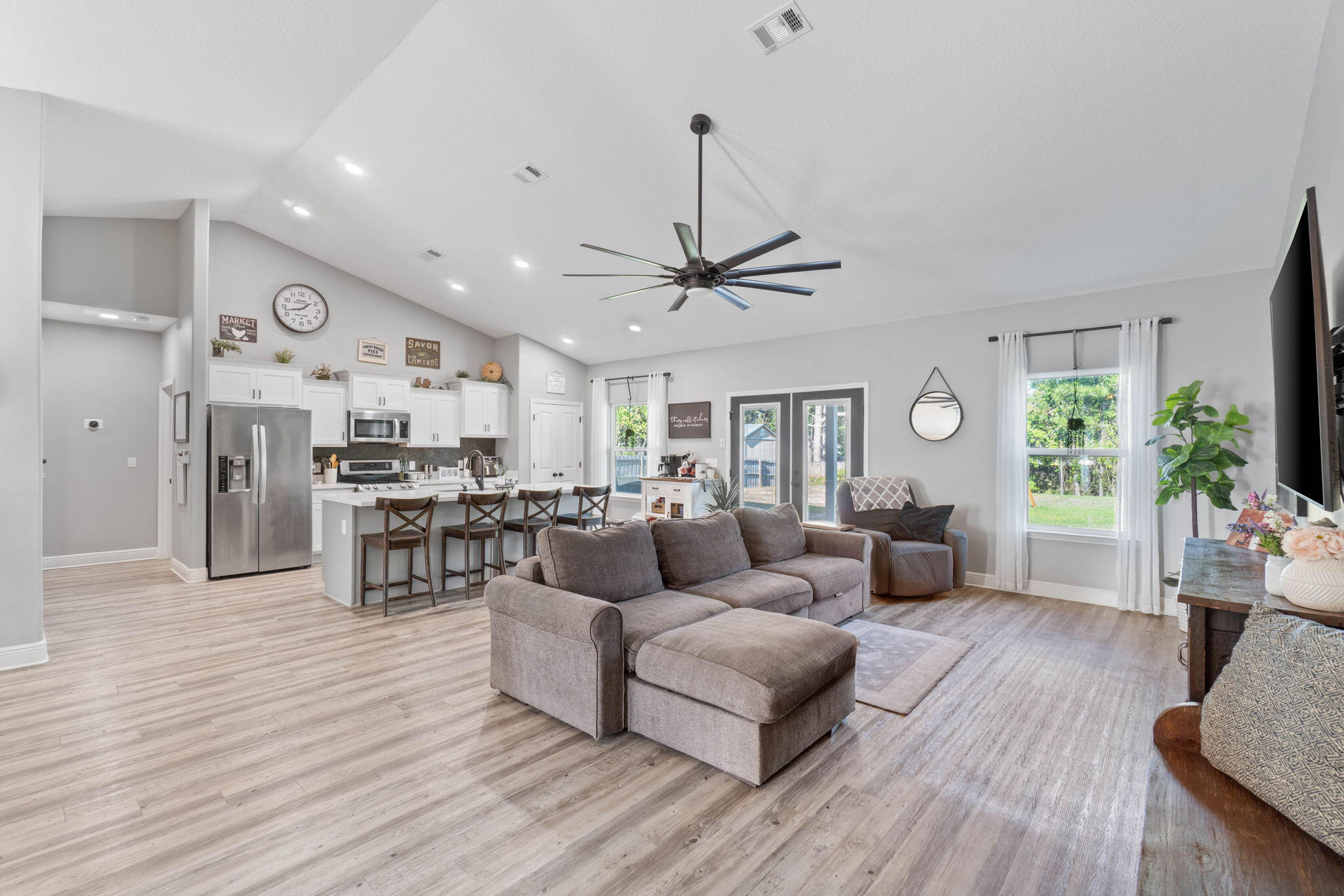 1976 Guseman Road Gulf Breeze, FL 32563 - Photo 5 of 26 Gallery Image 5