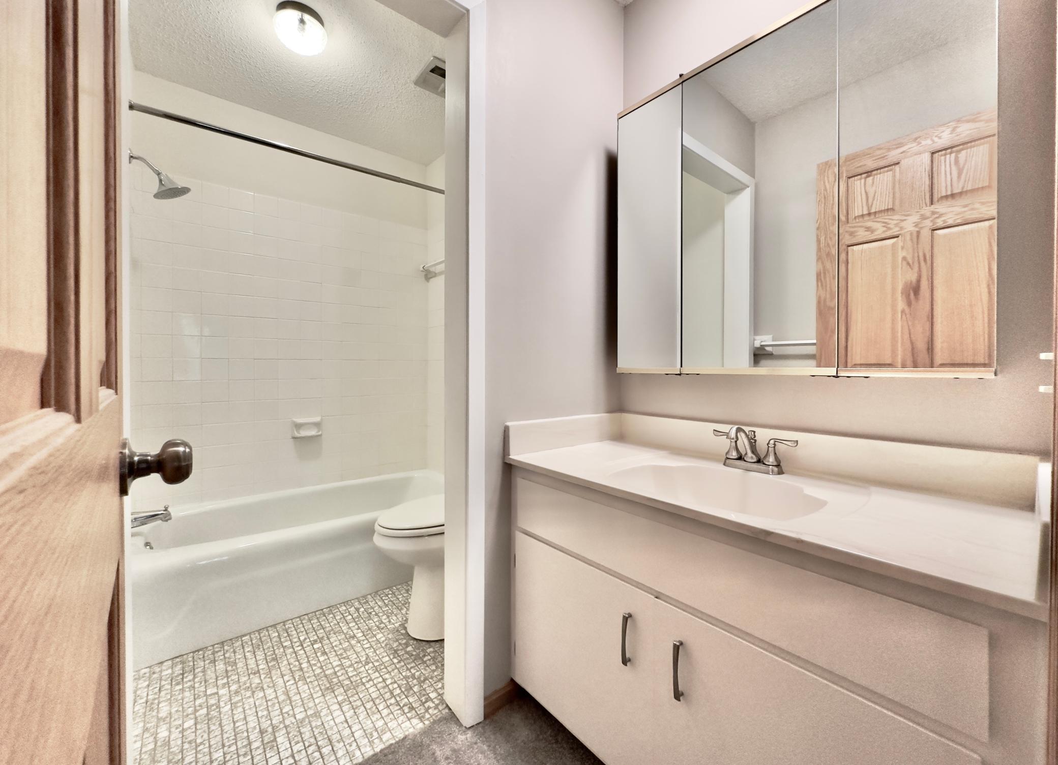 7500 Cahill Road, Unit 310C Edina, MN 55439 - Photo 25 of 52 Gallery Image 25