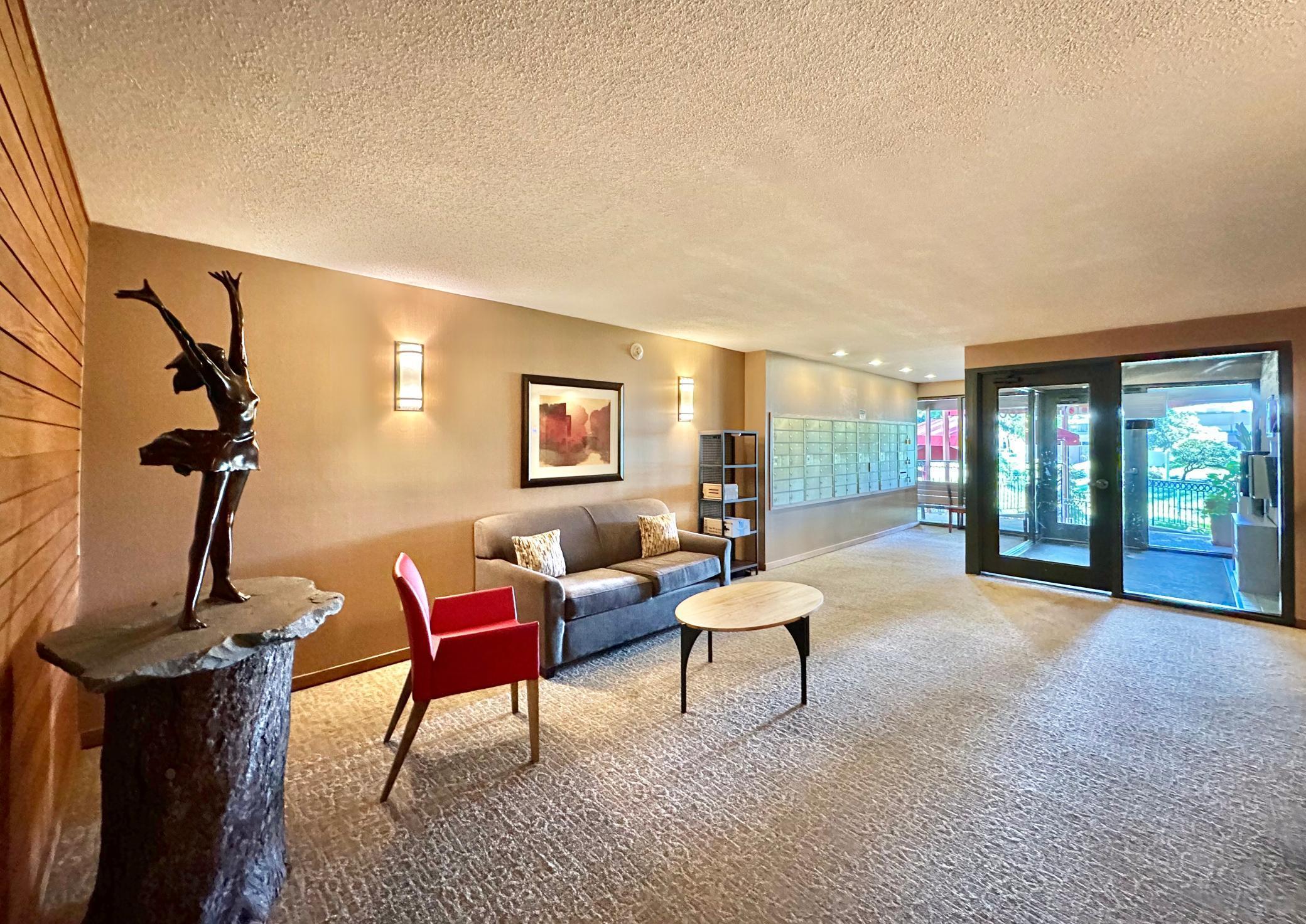 7500 Cahill Road, Unit 310C Edina, MN 55439 - Photo 49 of 52 Gallery Image 49