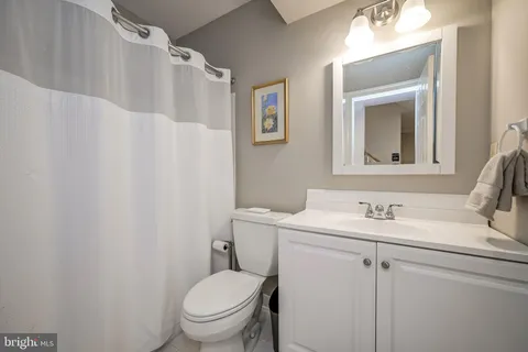 $1,090,000 | 21624 Goshen Oaks Road, Gaithersburg, MD 20882