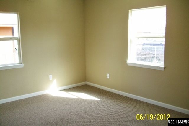 1963 Bishop Street Reno, NV 89512 - Photo 8 of 12 an empty room with a window