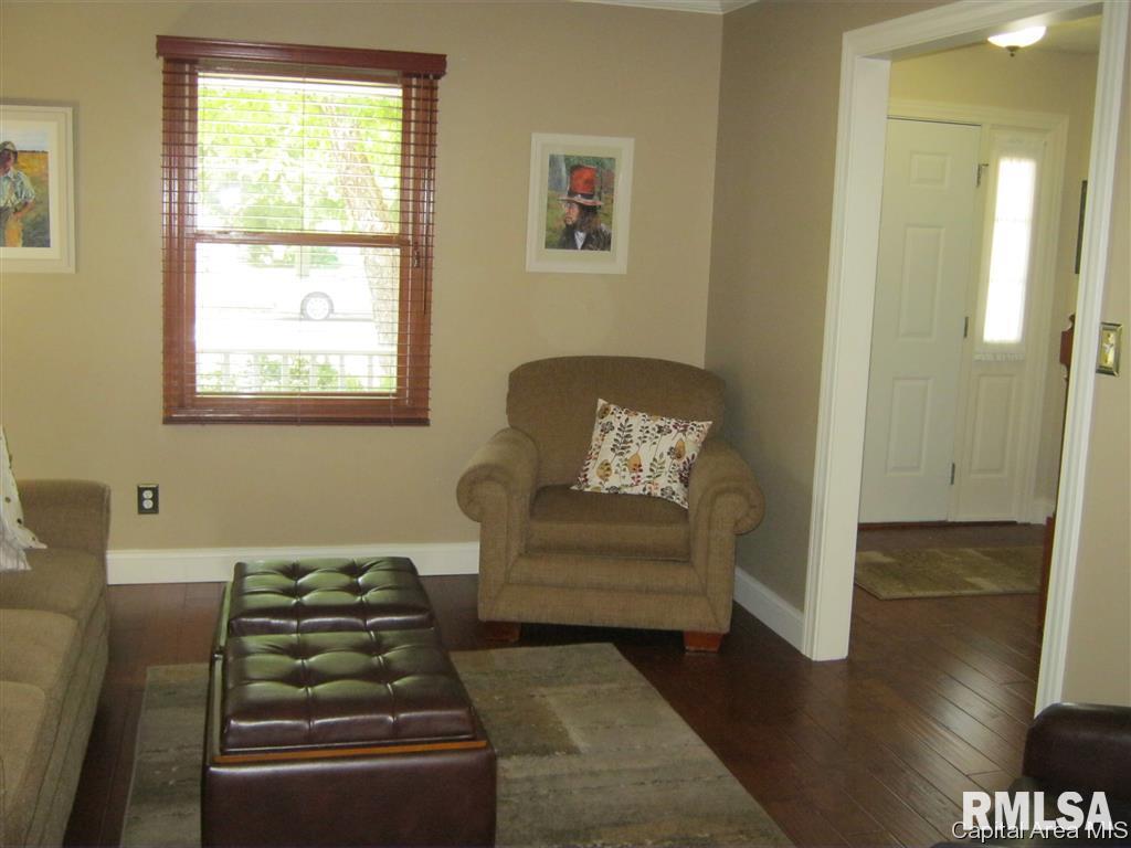 2121 Checkerberry Lane Springfield, IL 62711 - Photo 7 of 23