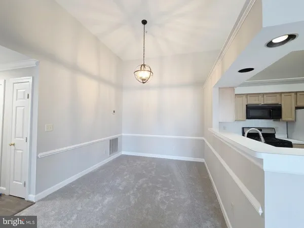 $2,350 | 8303 Bluebird Way, Unit M, Lorton, VA 22079