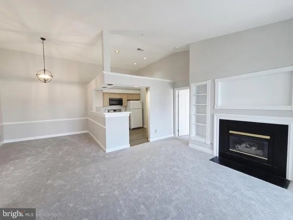 $2,350 | 8303 Bluebird Way, Unit M, Lorton, VA 22079