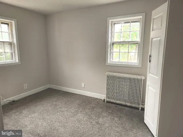 $2,650 | 212 Mulberry Street, Bristol, PA 19007