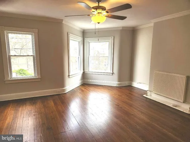 $2,650 | 212 Mulberry Street, Bristol, PA 19007