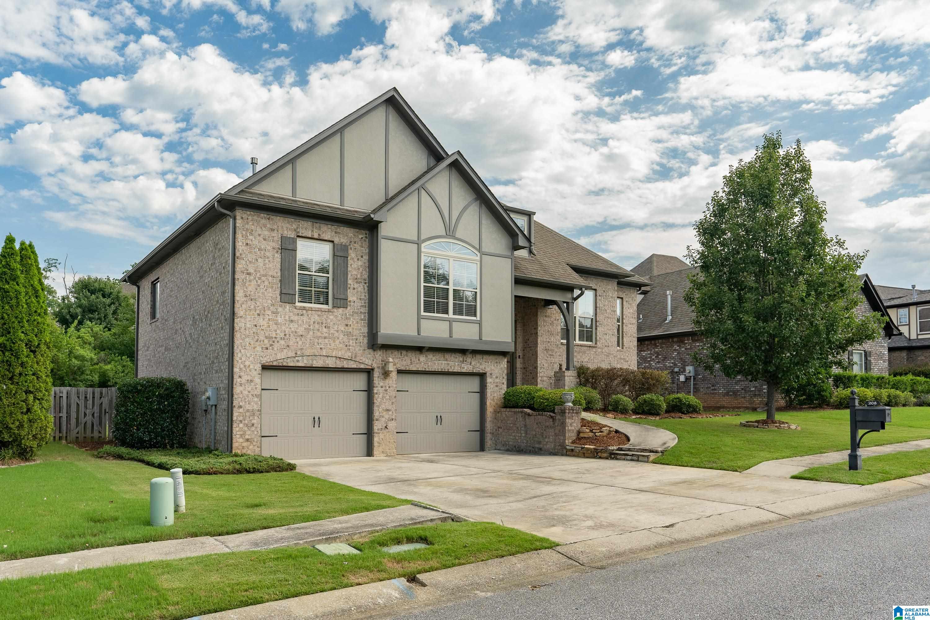 208 Kenniston Dale Pelham, AL 35124 - Photo 3 of 44
