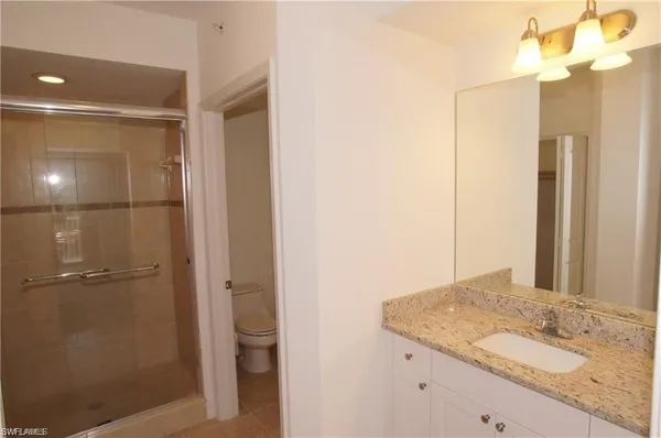 $1,795 | 1100 Pine Ridge Road, Unit B102, Naples, FL 34108