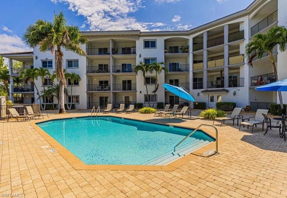 1100 Pine Ridge Road, Unit B102 Naples, FL 34108 - Photo 9 of 12