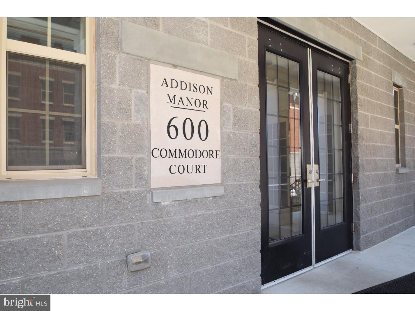 600 Commodore Court, Unit 2631 Philadelphia, PA 19146 - Photo 2 of 24 Exterior Front