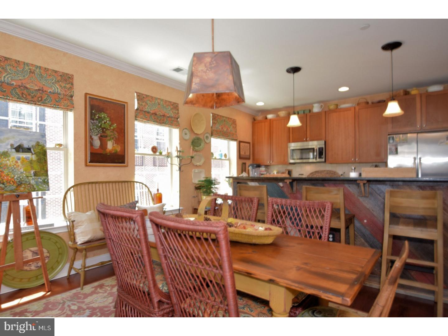 600 Commodore Court, Unit 2631 Philadelphia, PA 19146 - Photo 11 of 24 Dining Room