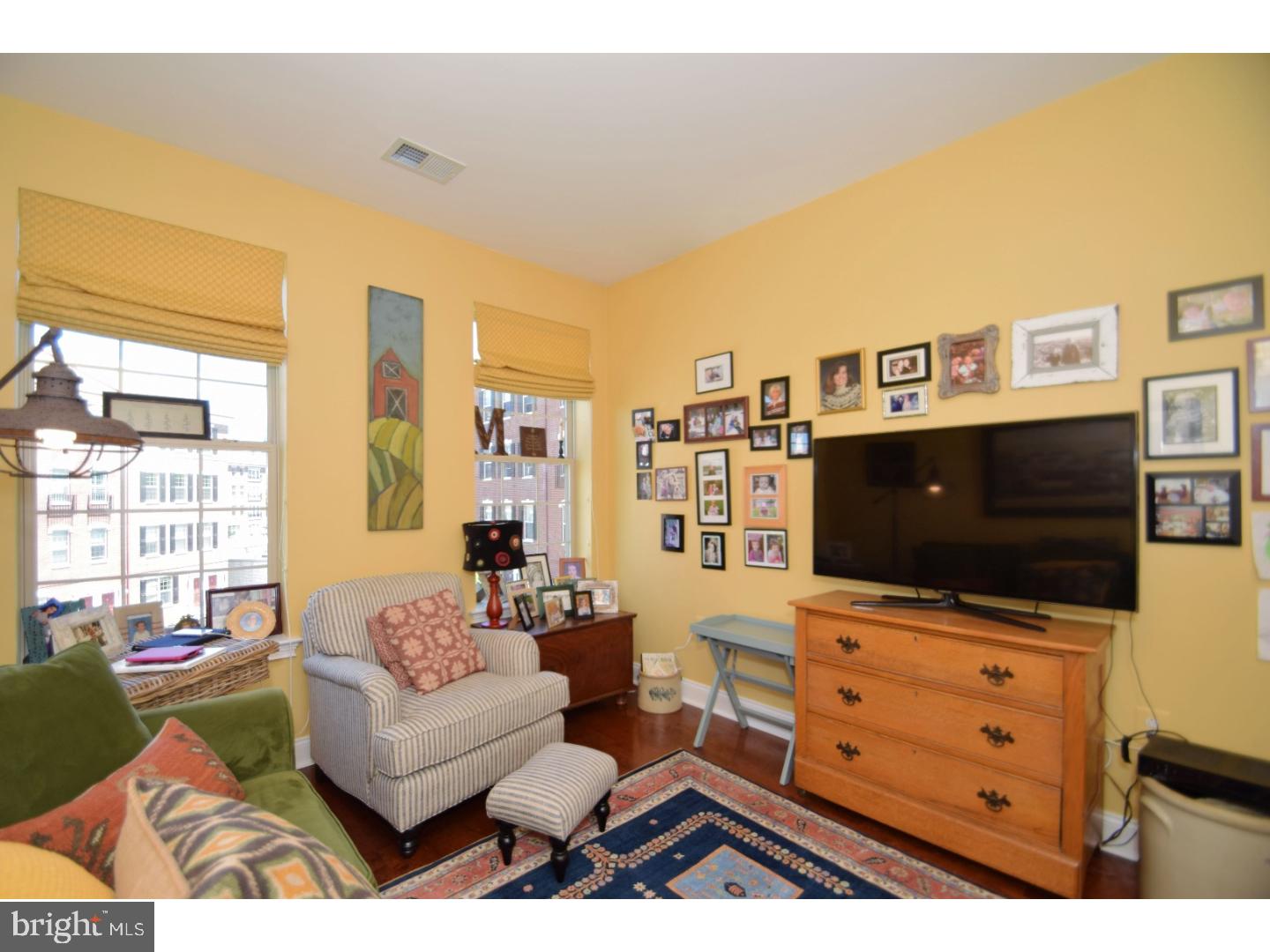 600 Commodore Court, Unit 2631 Philadelphia, PA 19146 - Photo 20 of 24 Bedroom 2