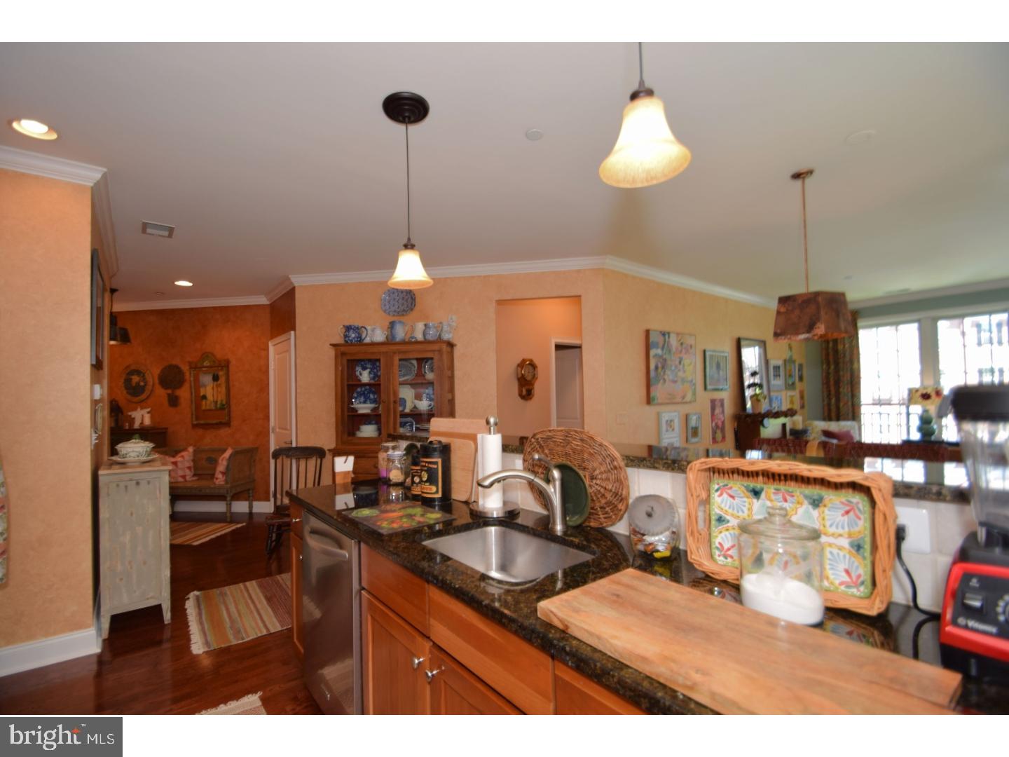 600 Commodore Court, Unit 2631 Philadelphia, PA 19146 - Photo 8 of 24 Kitchen