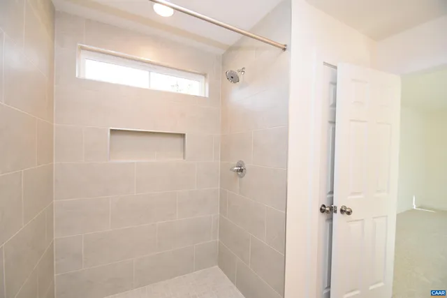 $462,120 | 927 Jefferson Drive, Unit LM 279/1, Palmyra, VA 22963