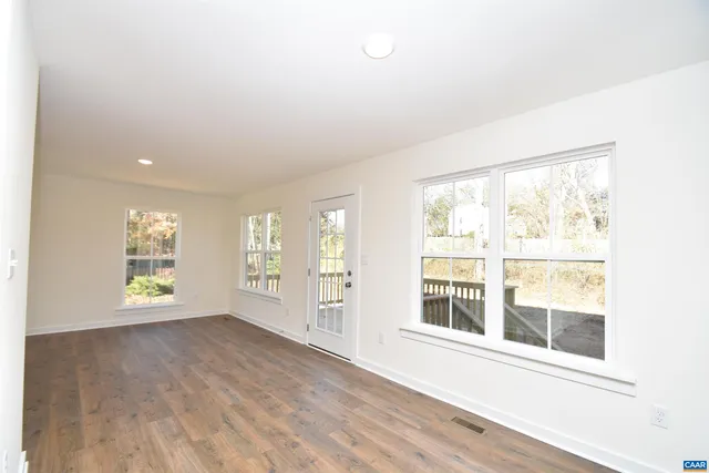 $462,120 | 927 Jefferson Drive, Unit LM 279/1, Palmyra, VA 22963