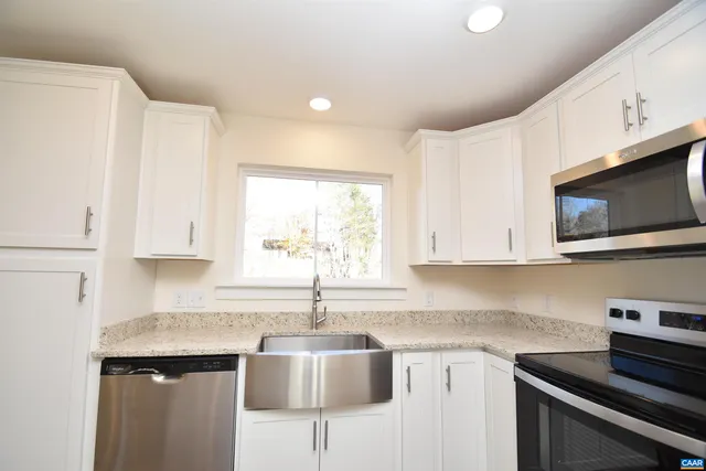 $462,120 | 927 Jefferson Drive, Unit LM 279/1, Palmyra, VA 22963