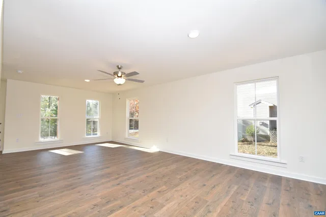 $462,120 | 927 Jefferson Drive, Unit LM 279/1, Palmyra, VA 22963