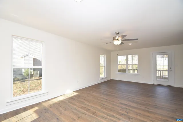 $462,120 | 927 Jefferson Drive, Unit LM 279/1, Palmyra, VA 22963