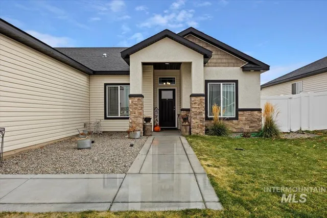 $440,000 | 1500 North Birch Street, Jerome, ID 83338