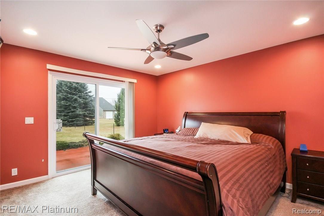 6621 Winans Lake Road Brighton, MI 48116 - Photo 13 of 36 021-Master_Bedroom-3631833-medium.jpg